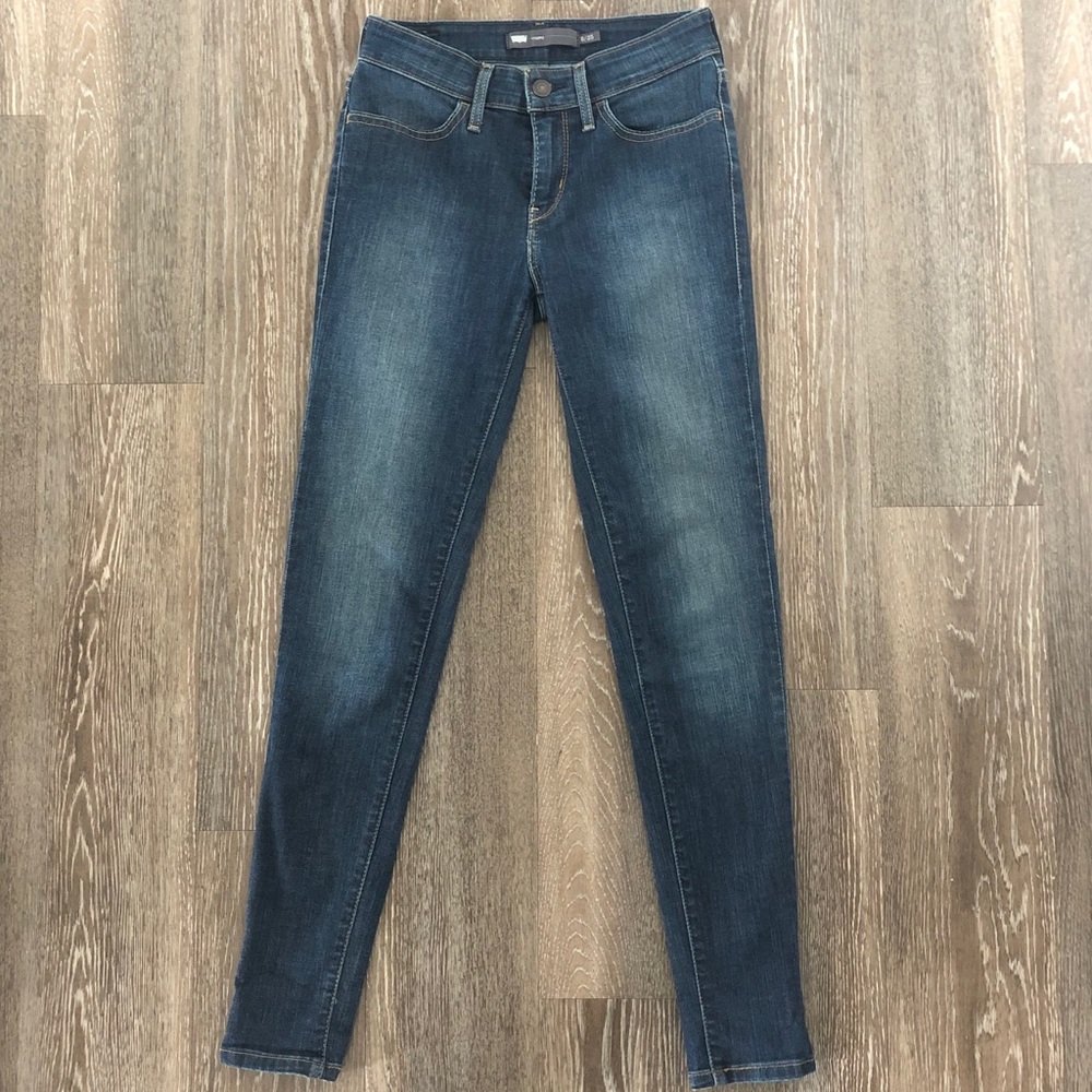 Levi’s Dark Wash Legging Jeans
